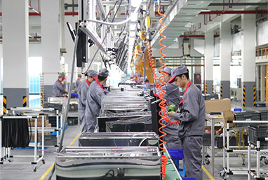 第一現(xiàn)廠 | 揭秘德意電器大型智慧工廠